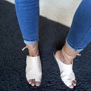 BRAND NEW NATURAL LEATHER MULE SANDALS!